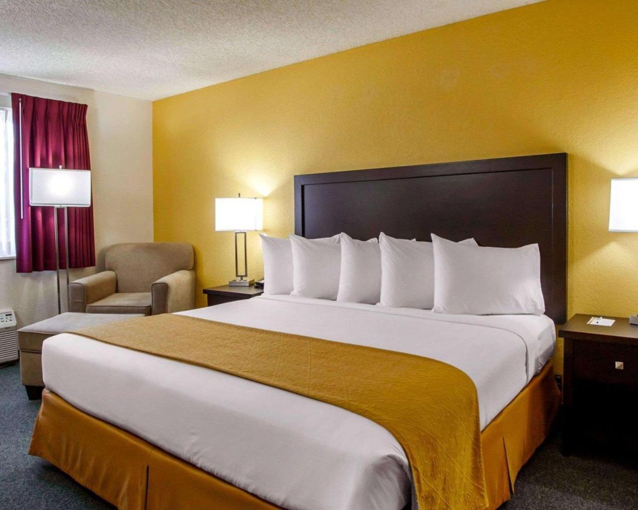 Quality Inn & Suites Спрингфилд Экстерьер фото