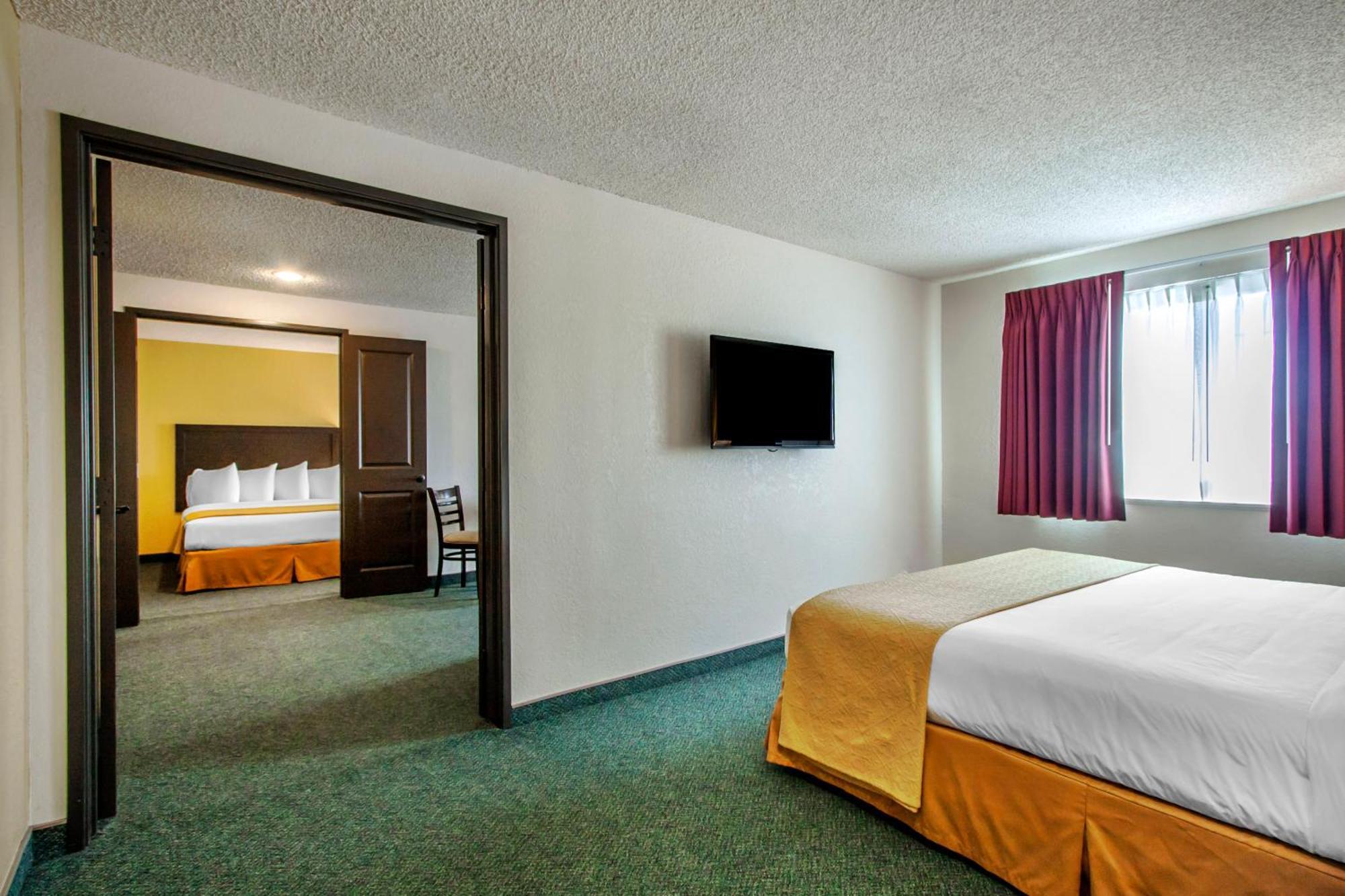 Quality Inn & Suites Спрингфилд Экстерьер фото